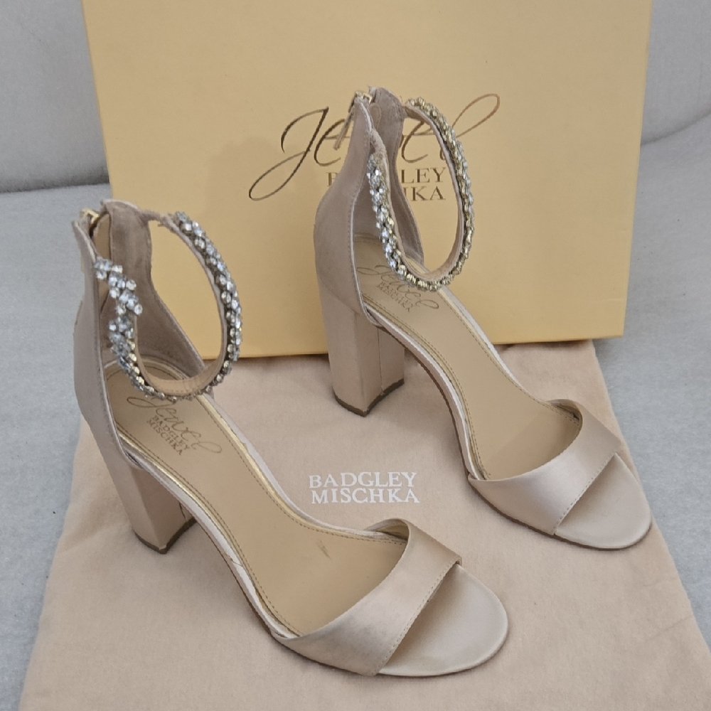 Badgley Mischka Jeweled Beige Heeled Sandals with Rhinestones